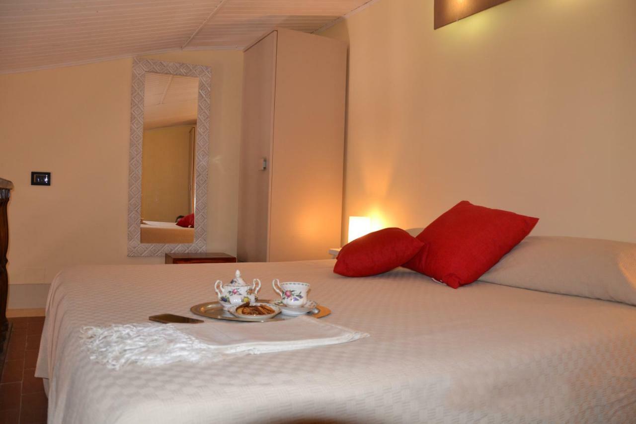 Feudi Spada Casa Vacanze Орвието Экстерьер фото